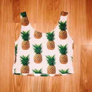 Pineapple crop top🍍🍍