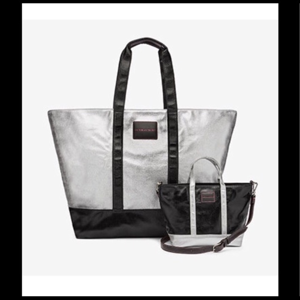 Victoria's Secret weekend bag tote set