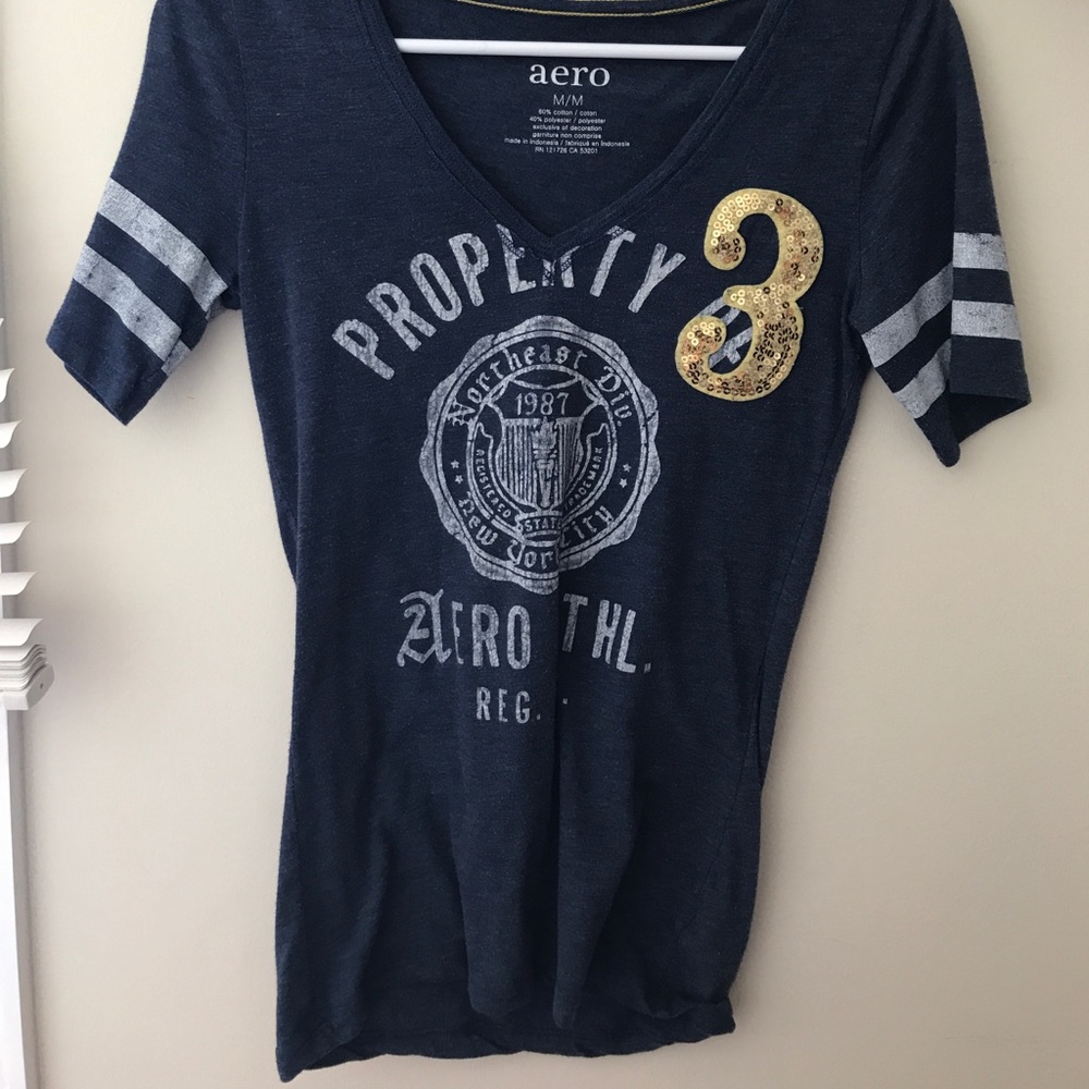 V neck tee