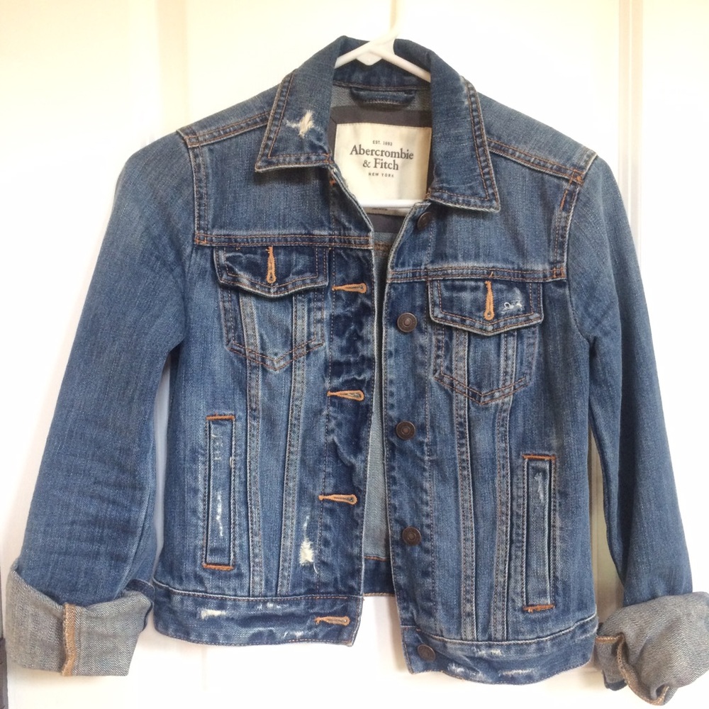 XS Abercrombie and fitch distressed denim jacket