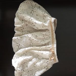 Cream Colored Flower Patterned Lace Skirt 😋