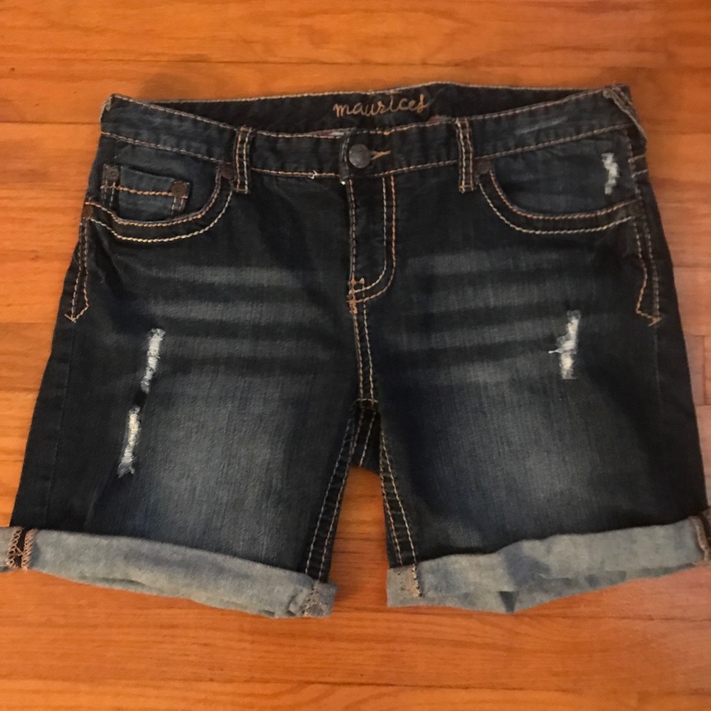 Maurice's denim shorts size 13/14