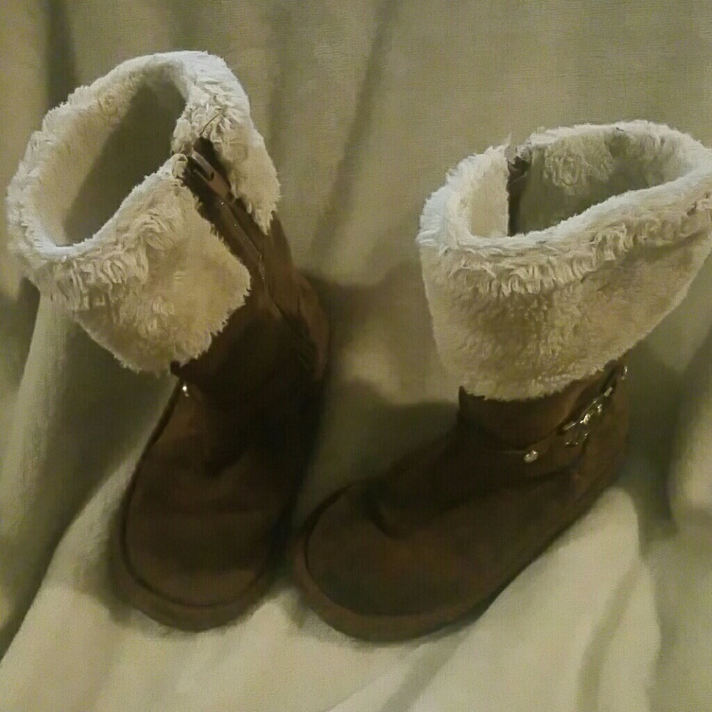 Michael Kors toddler girl brown boots with fur