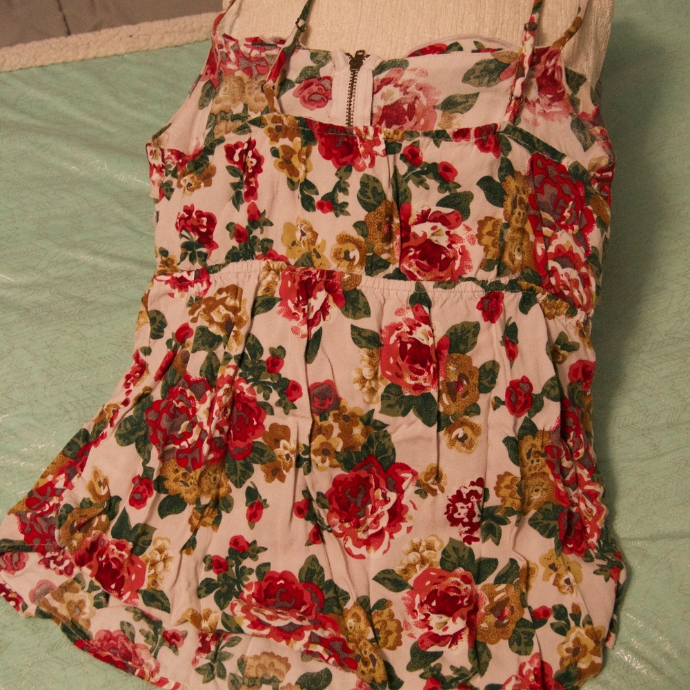 Front Zip Floral Tank Top