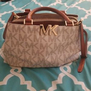 Michael kors purse and wallet