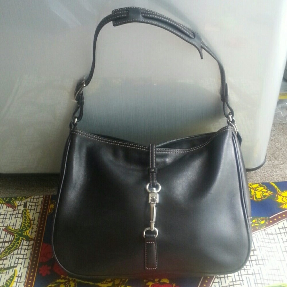 Black authentic Coach Hamilton clip lock hobo bag