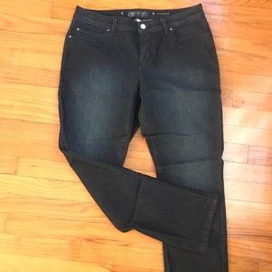 Jennifer Lopez straight leg dark denim size 12S