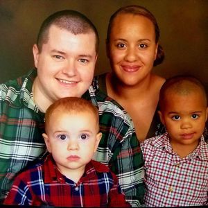 Meet your Posher, Ramona