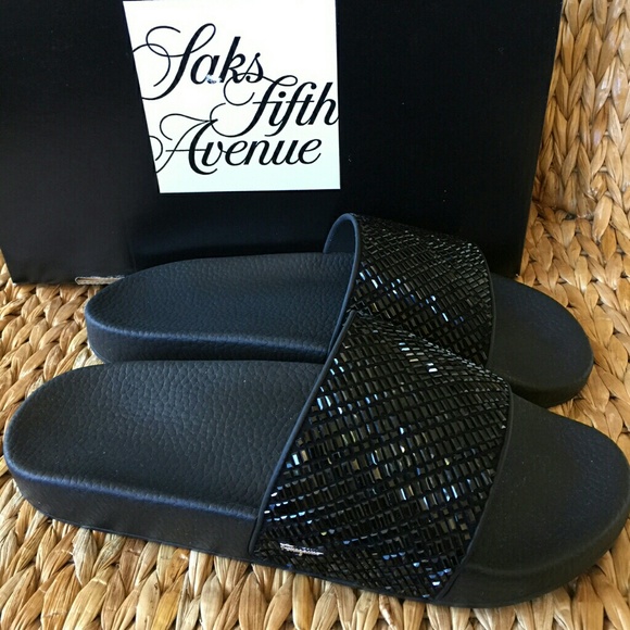 ❤️SOLD!❤️New Ferragamo Jet Black Slides womens 9M - Picture 2 of 8