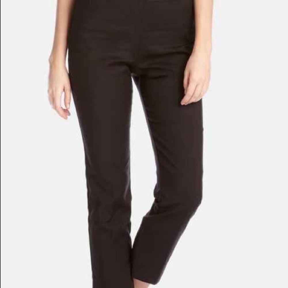 Dalia Jet Black Capris Cropped
