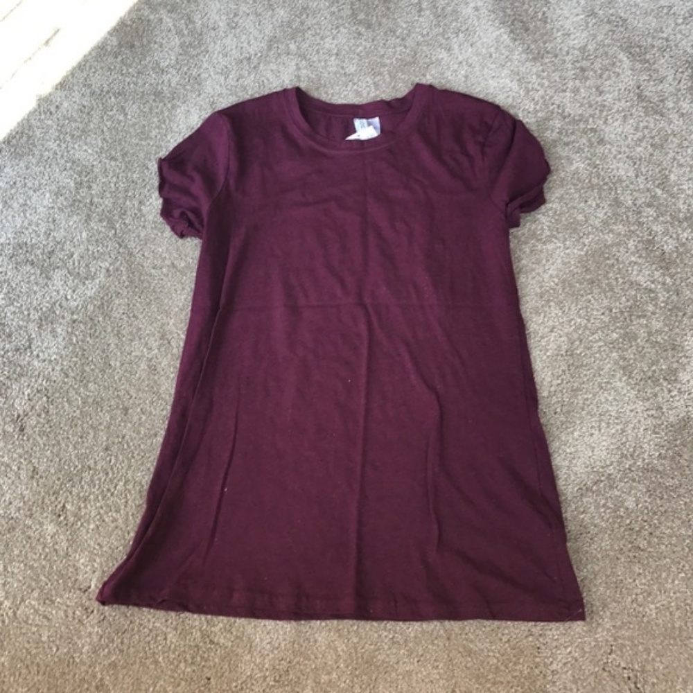 H&M basic Maroon t shirt - Picture 3 of 3
