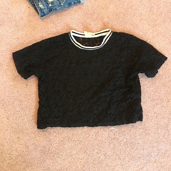 Crop top bundle! - Picture 5 of 5