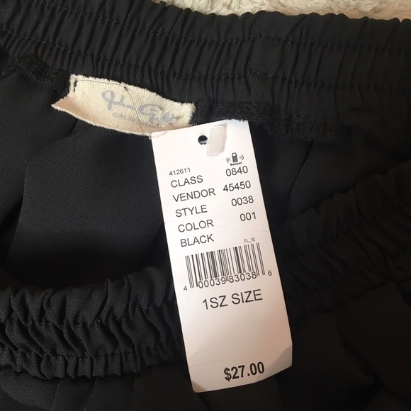 Brandy Melville John Galt Black Chiffon Skirt - Picture 4 of 4