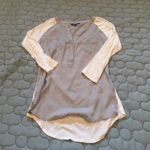 Express cream and gray 3/4 length sleeve top.