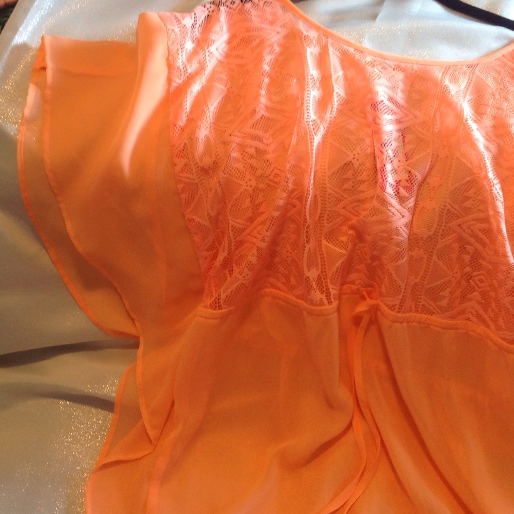 Coral sheer & lace-like cover up - Picture 4 of 6