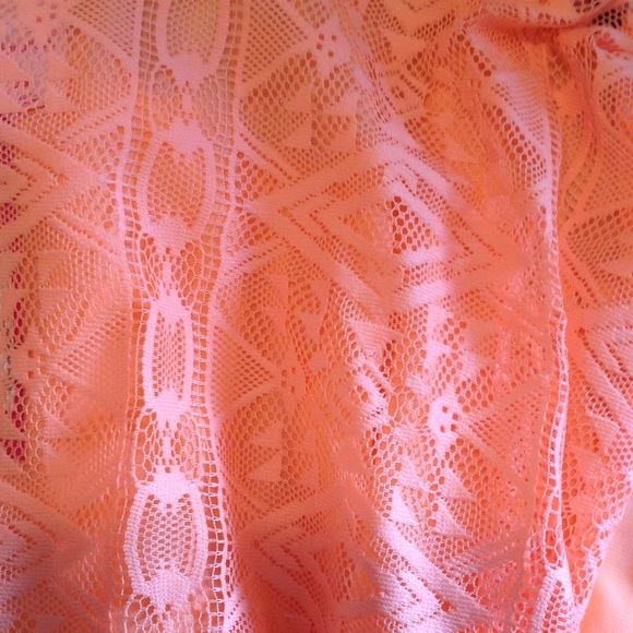 Coral sheer & lace-like cover up - Picture 2 of 6