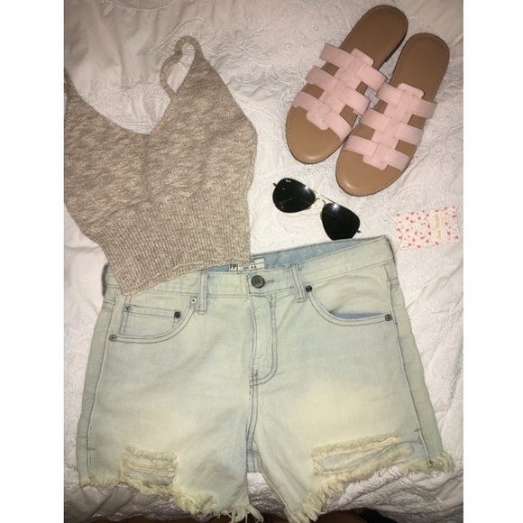 Free People denim shorts - Picture 4 of 5