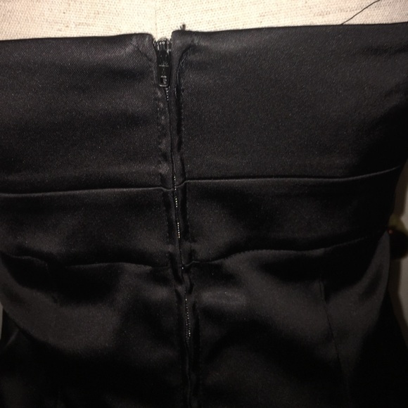 Betsey Johnson black silk strapless dress - Picture 5 of 6