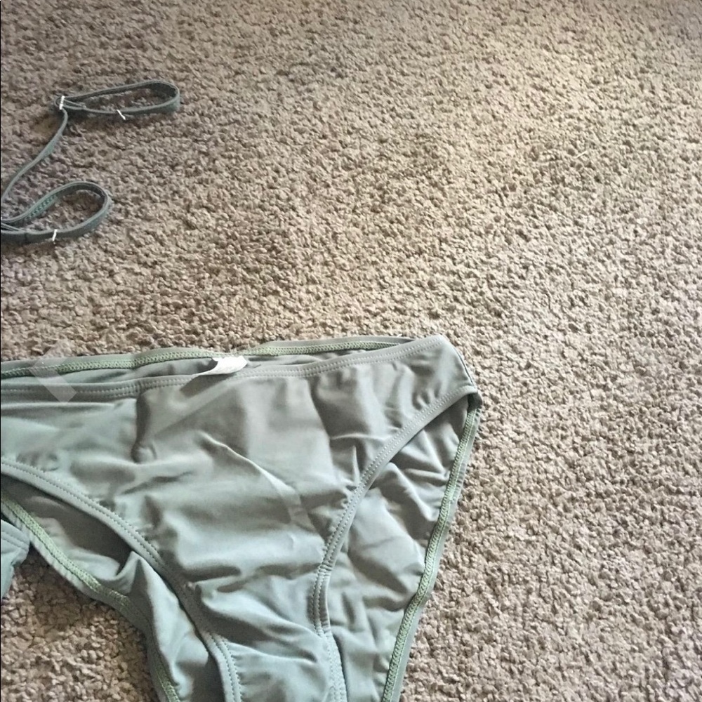 Sexy bikini - Picture 4 of 6