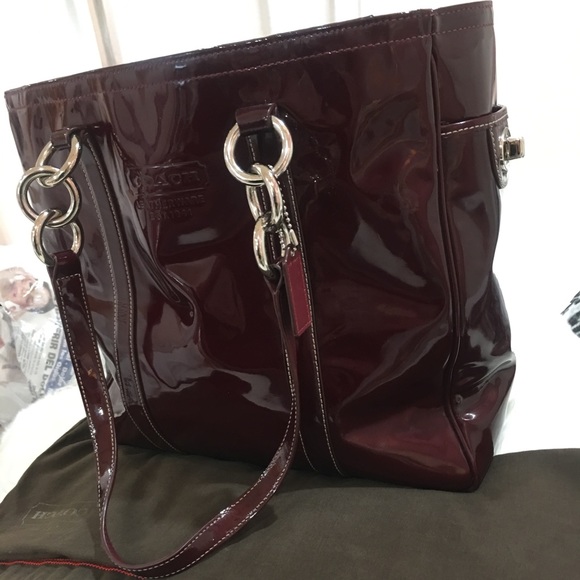 Coach Limited Edition Red Purse - Picture 1 of 2