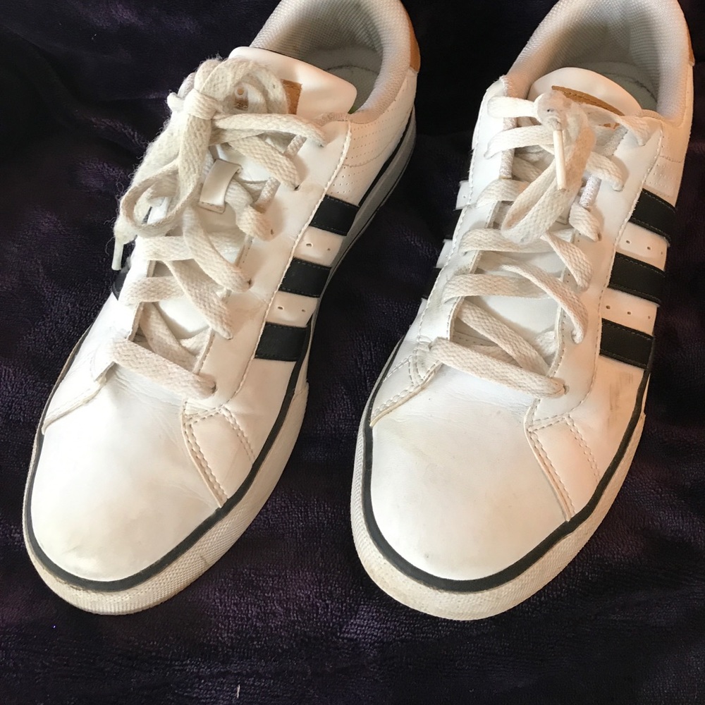 Men's Adidas size 7