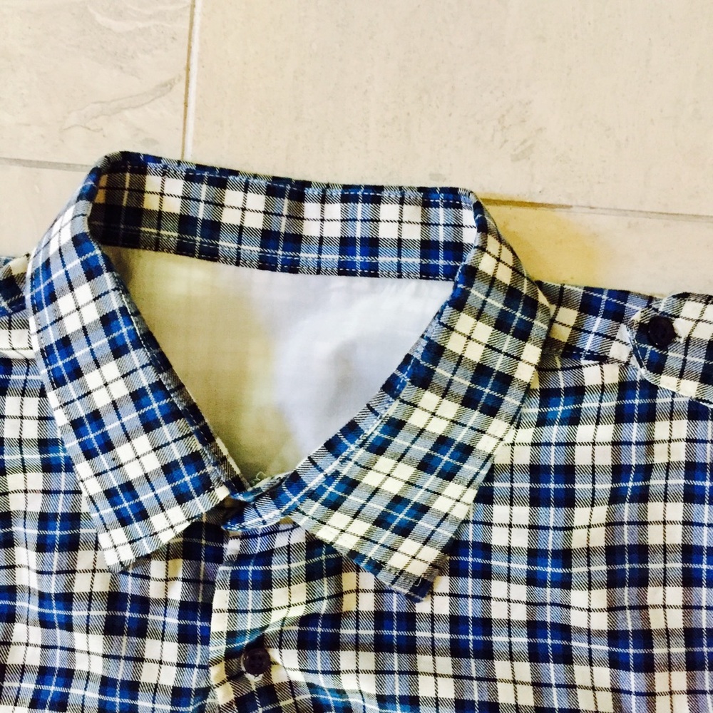 Men's Checkered Button Down Shirt - Picture 4 of 7