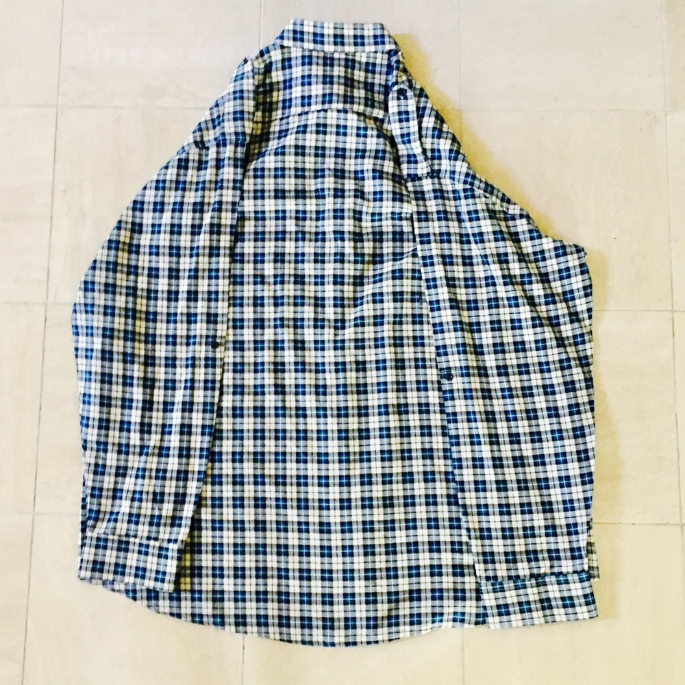 Men's Checkered Button Down Shirt - Picture 7 of 7