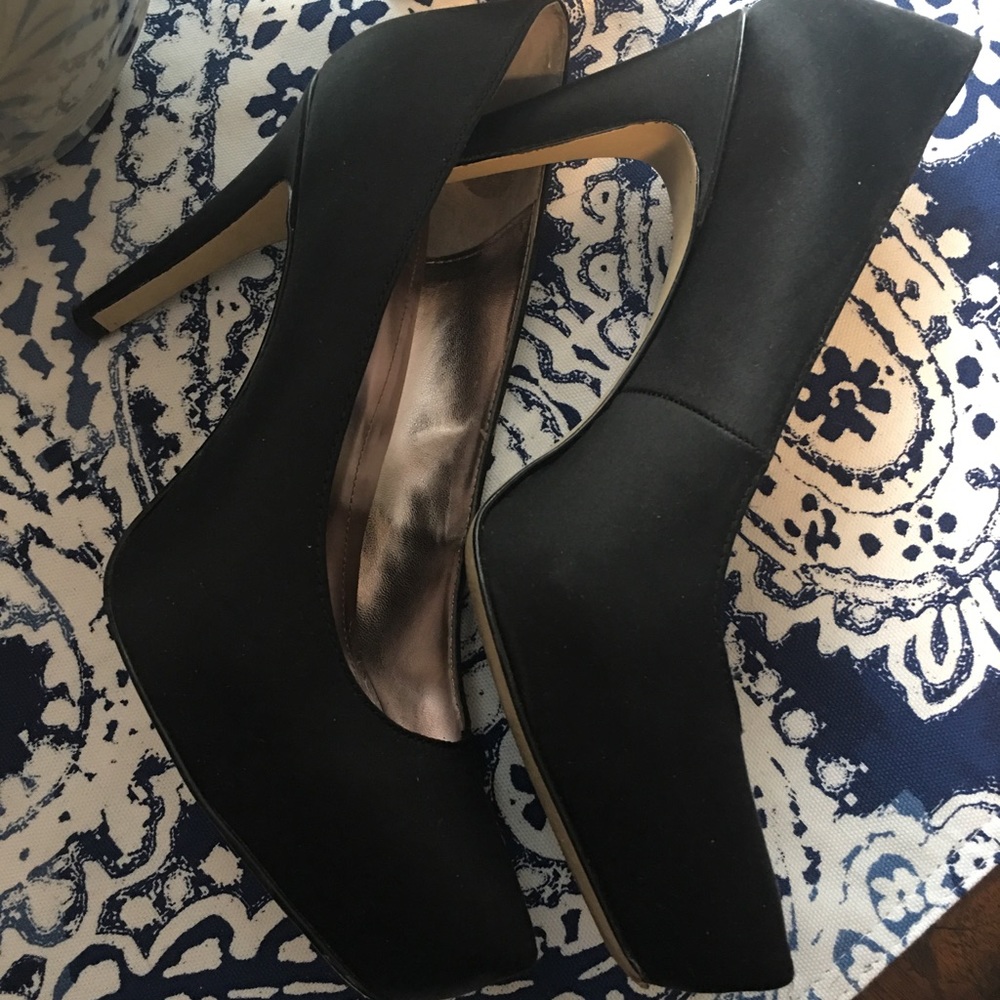 Calvin Klein Black Satin Shoes 👠