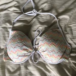 Padded bikini top