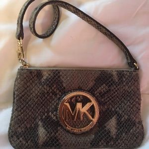 Michael kors small purse/wallet