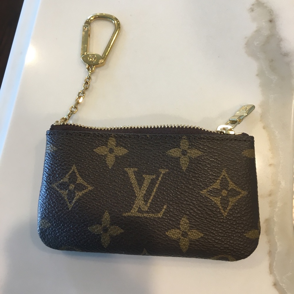 REAL LOUIS VUITTON COIN PURSE