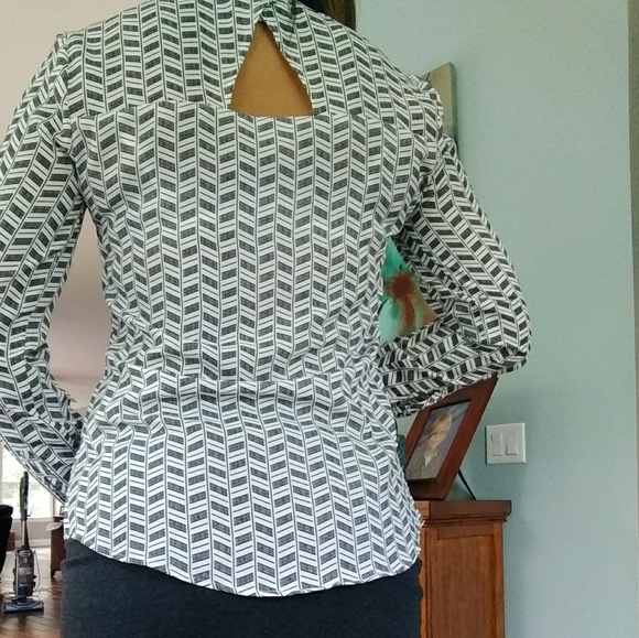 Retro Blousse - Picture 3 of 3