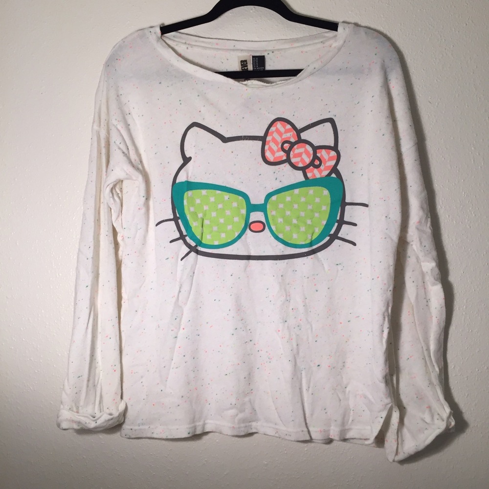 Oversized Hello Kitty Long Sleeve Top