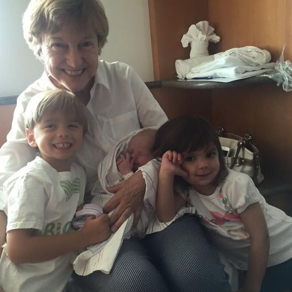 Meet your Posher, Carrie - Picture 1 of 1