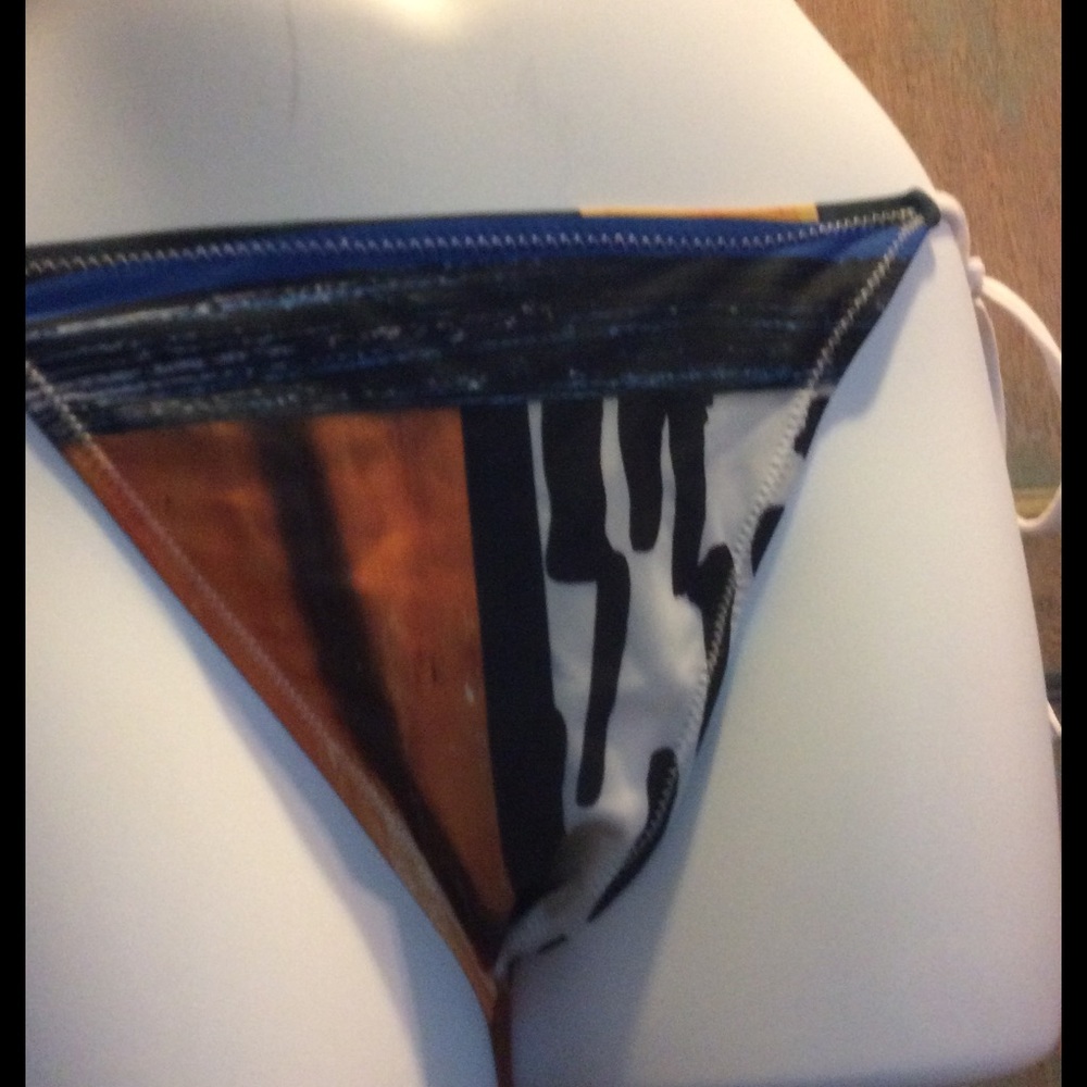 Clover canyon string bikini multi color NWT