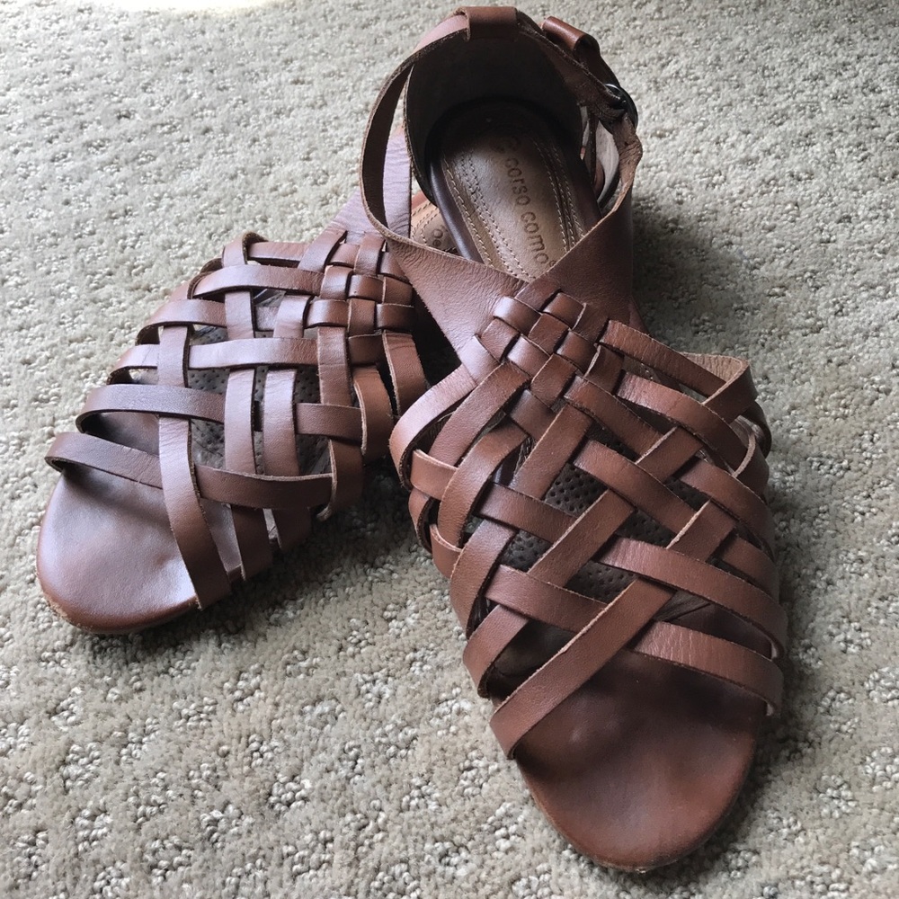 Corso Como Comfortable Summertime Sandals