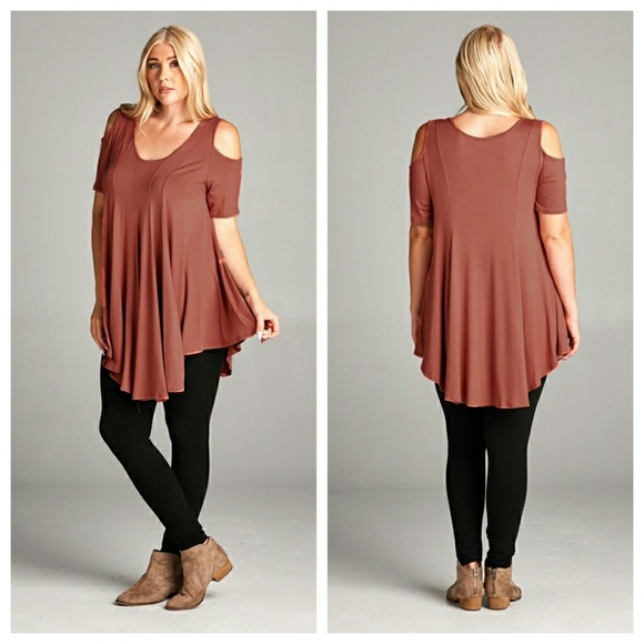 🦋MAKE AN OFFER!🦋Marsala Cold Shoulder Top - Picture 3 of 3