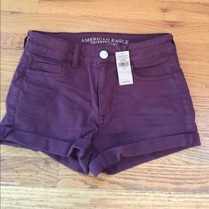 American Eagle maroon shorts