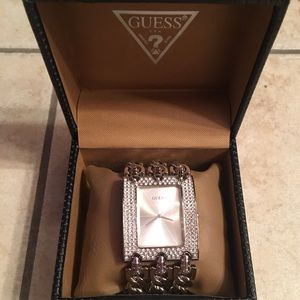 Guess 3 chain watch