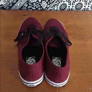 Maroon women's vans