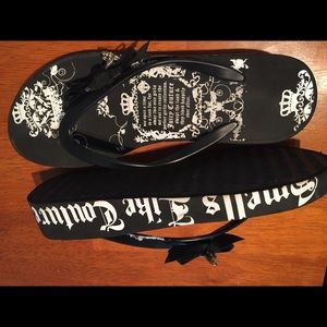 Juicy Couture Flip Flops