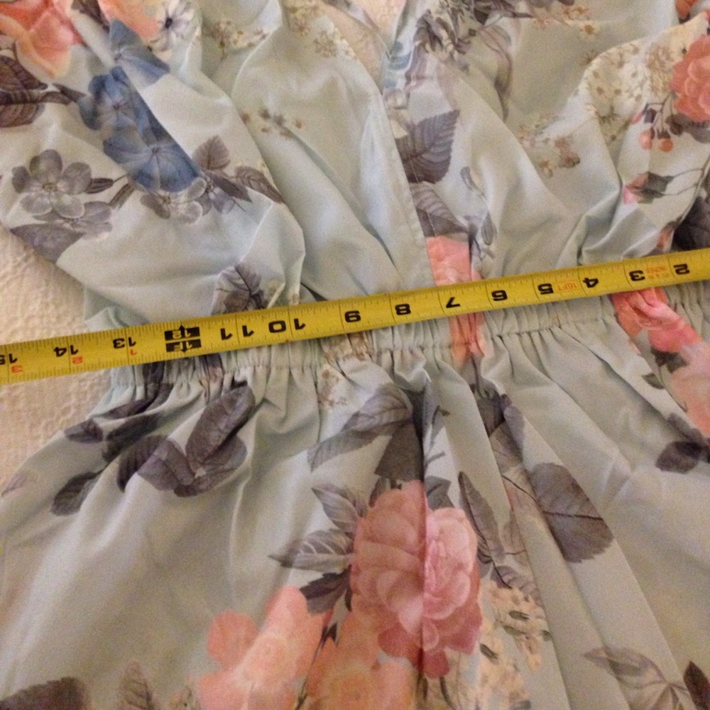 LAST 1! Flirty & Sexy little blue Romper! - Picture 5 of 6