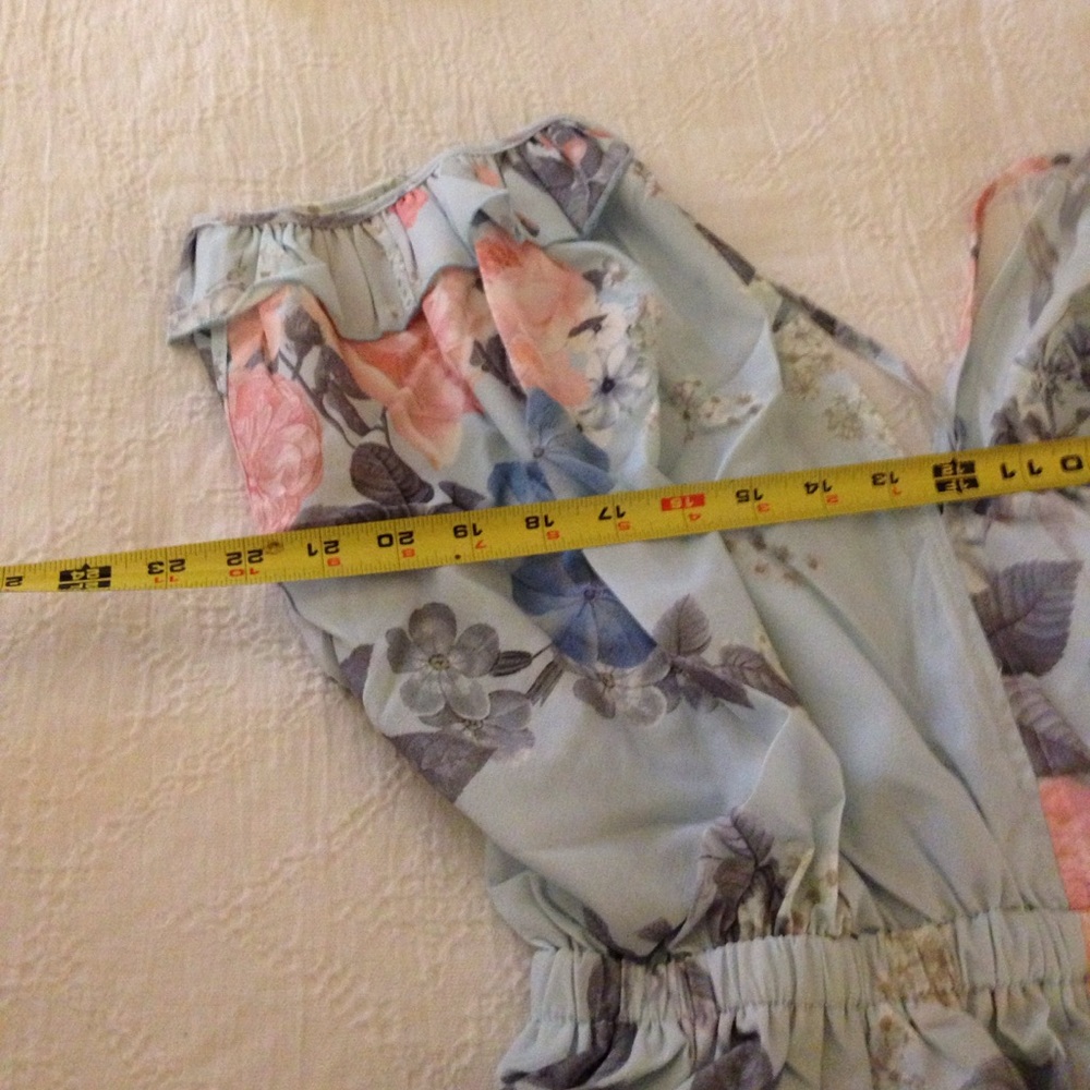 LAST 1! Flirty & Sexy little blue Romper! - Picture 6 of 6