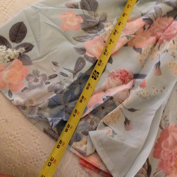 LAST 1! Flirty & Sexy little blue Romper! - Picture 4 of 6