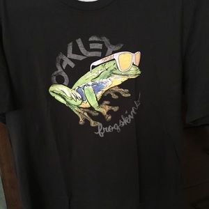 Oakley frog tshirt