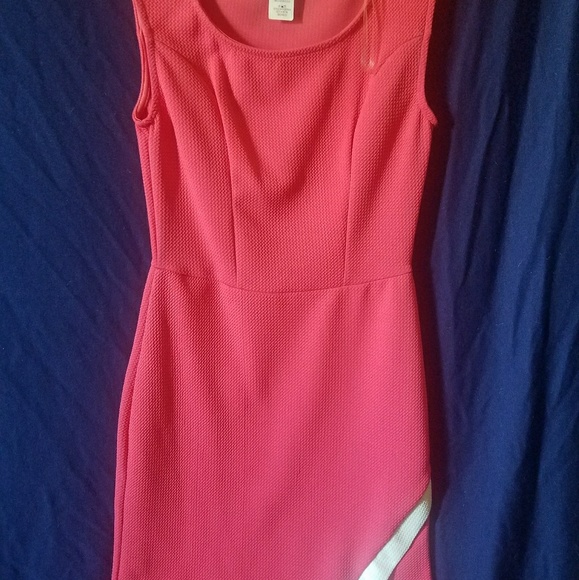 Women dress - Picture 1 of 1
