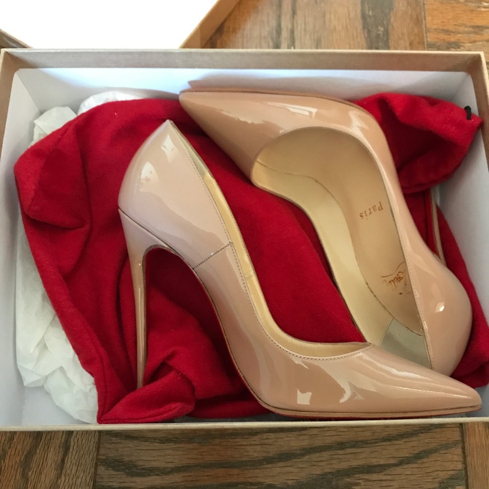 So Kate NudeFlesh Patent Leather Pumps