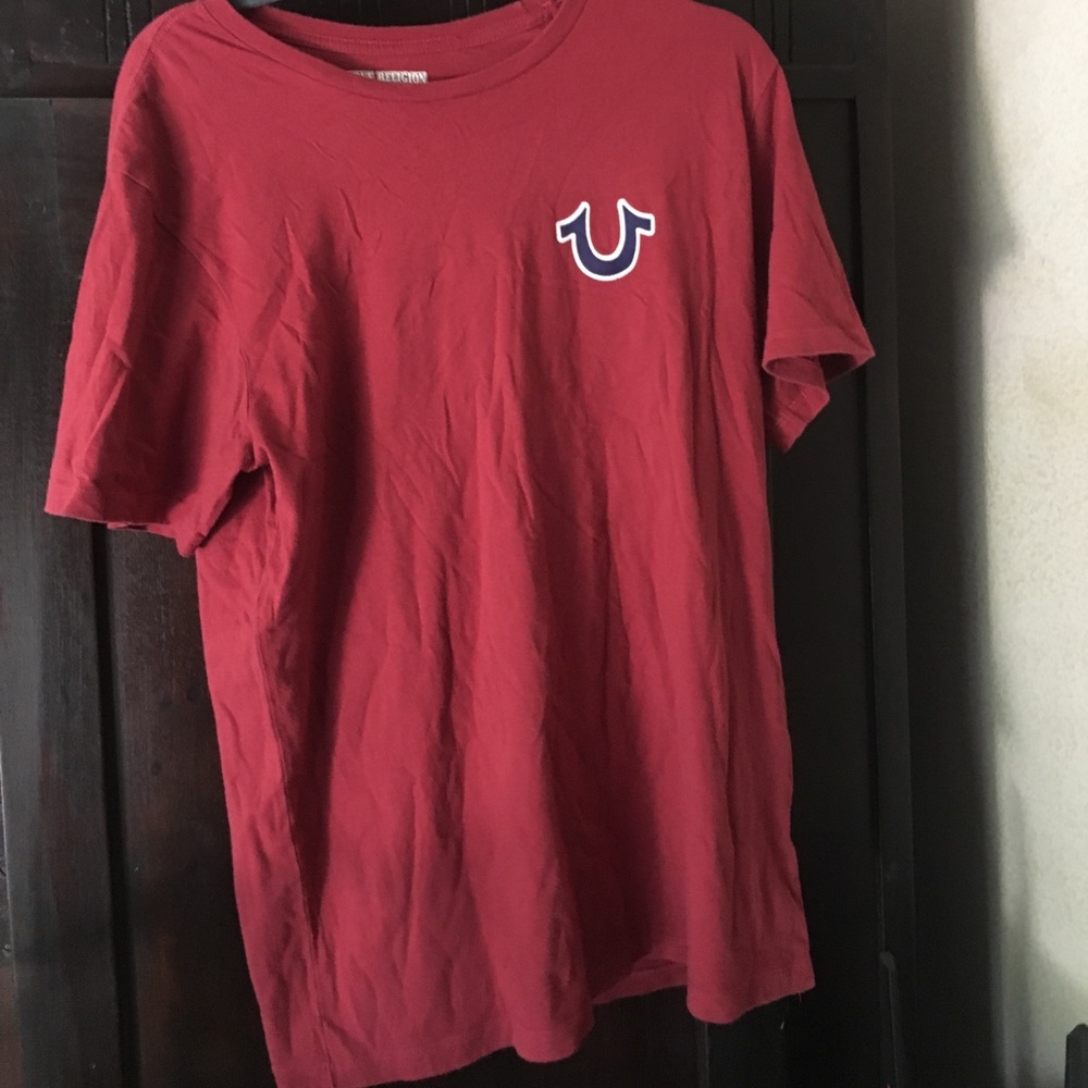 Red true religion t shirt