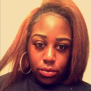 Meet your Posher, Leasanea