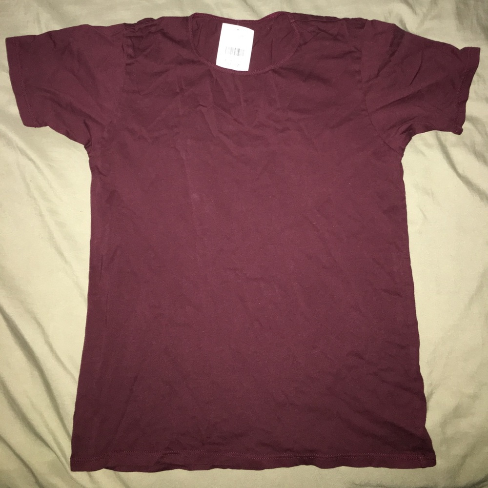 Brandy Melville maroon top